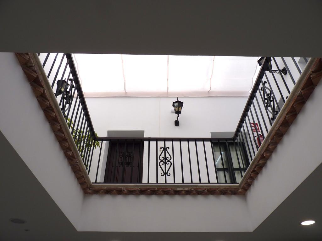Hostal Boutique Casa La Laja Chiclana de la Frontera Εξωτερικό φωτογραφία